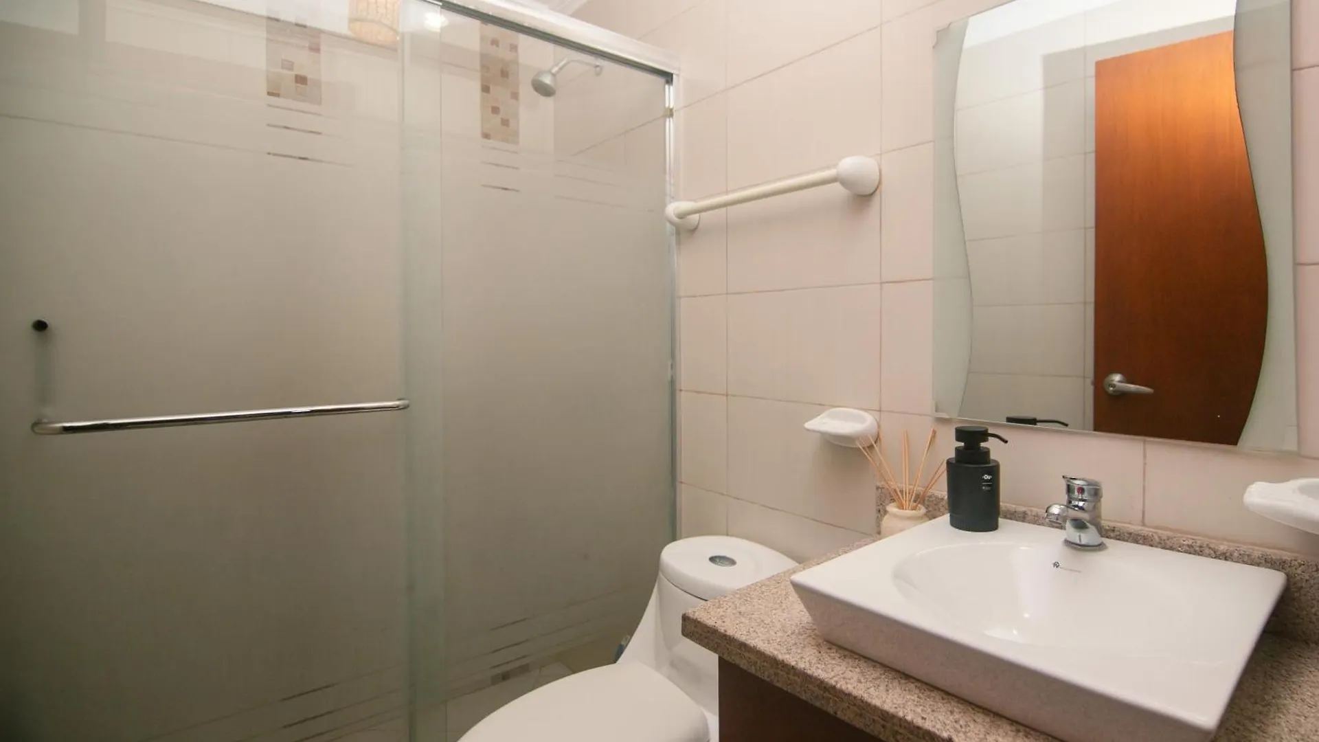 Apartamento Departamento Riverfront 2, Puerto Santa Ana, Guayaquil