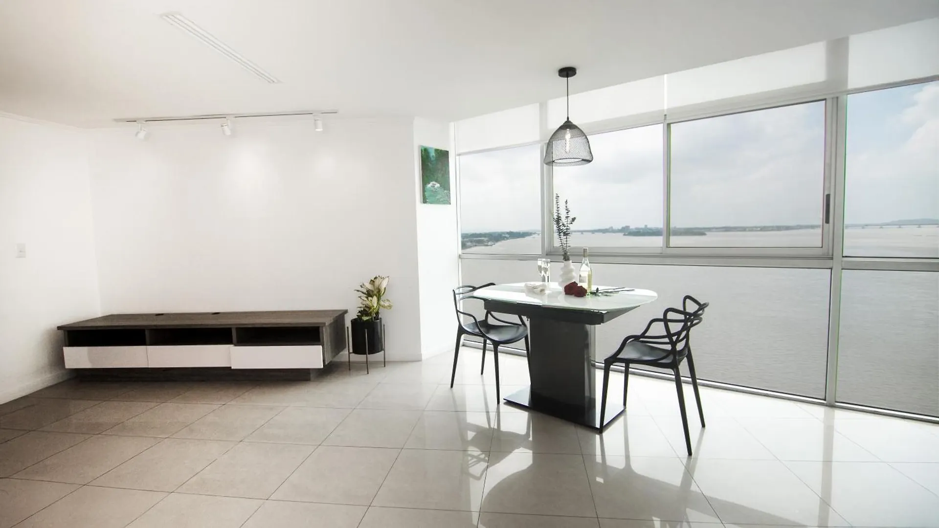 Departamento Riverfront 2, Puerto Santa Ana, Guayaquil Apartamento