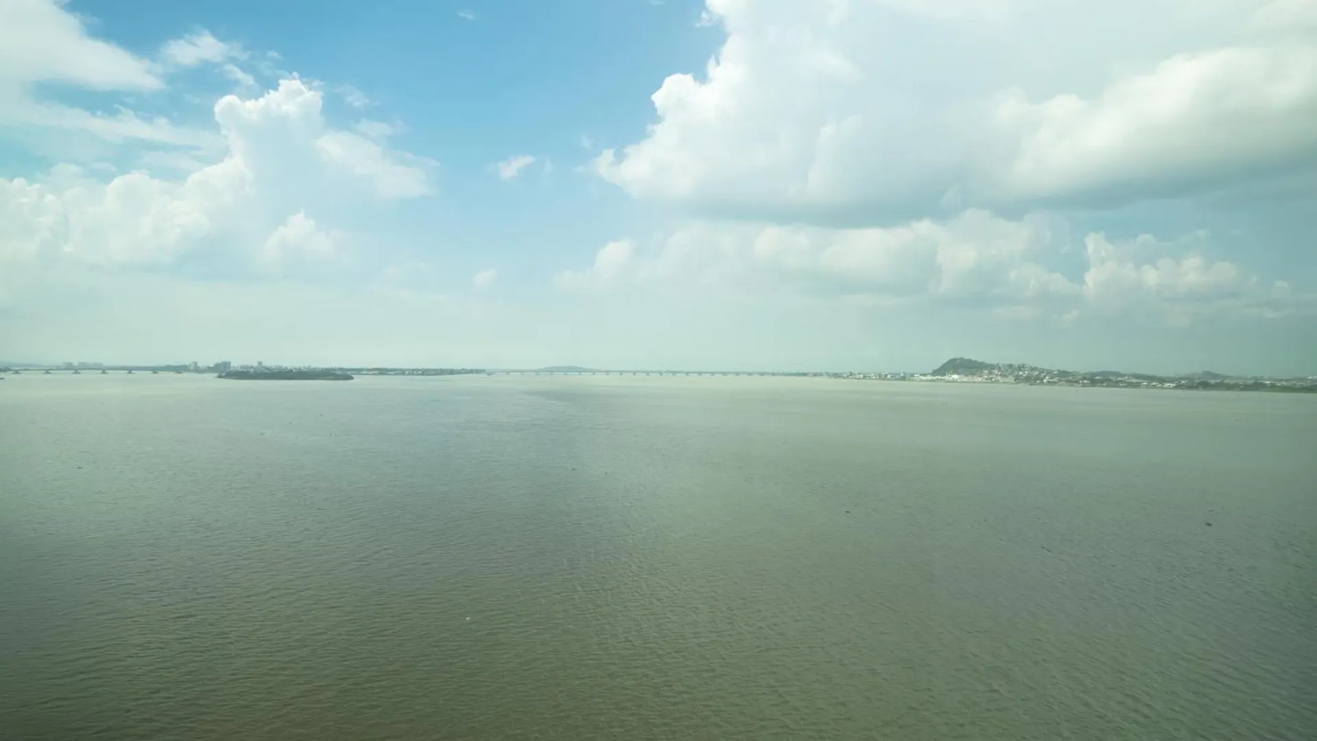 Departamento Riverfront 2, Puerto Santa Ana, Guayaquil